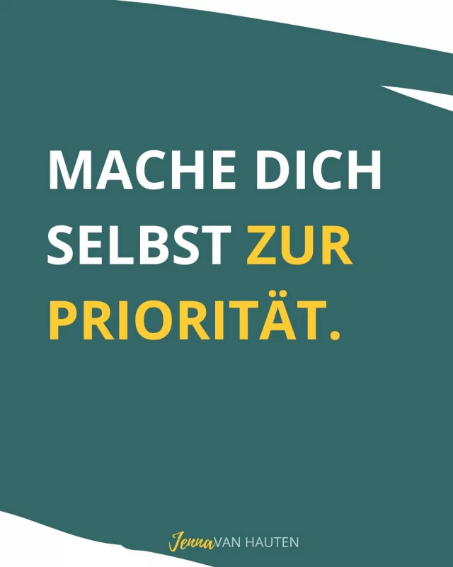 Jetzt am Wochenende ist das Live Event VIP Yourself – Denn du bist längst gut genug.

Wir schauen hinter die Fassade, was dich eigentlich davon abhält, dich jeden Tag zur Priorität in deinem Leben zu machen und wirklich (gut) genug zu fühlen – genau so wie du bist. Ohne erst noch ‚wer weiß was’ erreicht zu haben, ohne die Angst, andere zu enttäuschen und ohne den Drang, dass jeder dich gern haben muss.

Wir haben ein vielfältiges Programm geplant mit Austausch, Inspiration und kraftvollen Übungen. 

Und wir freuen uns schon sooooo sehr! Das wird ein großartiges Wochenende! 

Folge mir, wenn du wissen willst, was wir am Wochenende so machen werden 😉

#schemadu
#selbstbewusst
#stärkenstärken
#jobliebe
#persönlicheweiterentwicklung