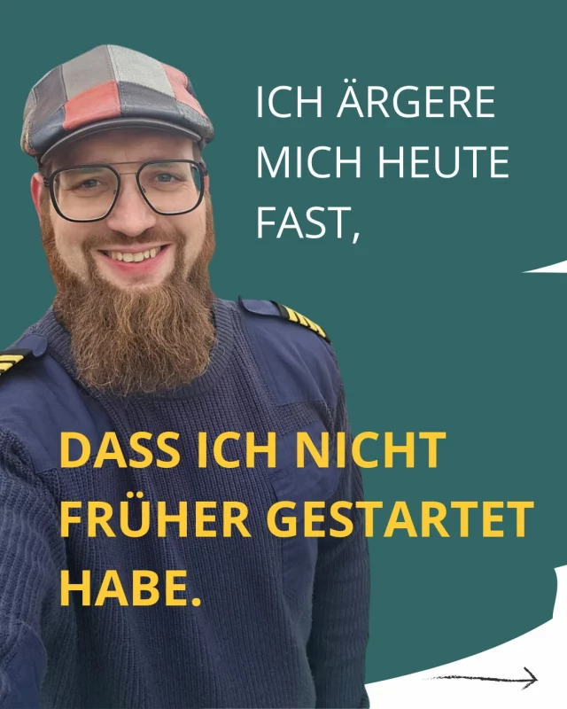 Vom frustrierenden Boreout im öffentlichen Dienst zum Abenteuer auf dem Cabrio-Schiff: In dieser Folge teilt Ruben seine beeindruckende Transformation. Vor zwei Jahren fühlte er sich in einem vermeintlich sicheren System gefangen, heute ist er Student, Führungskraft bei der Feuerwehr und angehender Kapitän.

Er erzählt ehrlich, wie er seine anfängliche Skepsis gegenüber Coaching überwand und durch das SchemaDu® Stärkenprofil lernte, seine Flexibilität und Kompetenz endlich als echte Stärken zu begreifen. Ruben gibt Einblicke, warum es Mut braucht, den eigenen ‚Staudamm‘ im Inneren zu brechen, und wie er gerade als Mann lernte, dass wahres Selbstvertrauen dadurch entsteht, sich mit den eigenen Prägungen auseinanderzusetzen. Eine inspirierende Geschichte über den Wert von Wertschätzung und den Mut, den eigenen, individuellen Weg zu gehen.
Bist du bereit für dein eigenes Abenteuer? Die Frage ist nicht, ob du es schaffst, sondern wie 😉 

Höre jetzt die ganze Folge an! Auf meiner Website und überall, wo es Podcasts gibt.

#schemadu
#jobwechsel
#stärkenstärken
#jobliebe
#persönlicheweiterentwicklung