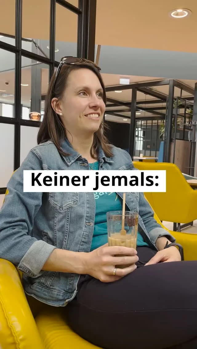 Wenn du in deinem Job unglücklich bist, ist es Zeit, etwas zu ändern. Warte nicht, bis dir jemand deinen Traumjob serviert. Der richtige Job kommt nicht einfach so. Du findest ihn, wenn du weißt, wer du bist und was du wirklich willst.
Bist du bereit, endlich den Job zu finden, der dich erfüllt? In meinem kostenlosen Webinar "The perfect Match" zeige ich dir, wie du einen Job findest, der genau zu dir passt. Ich zeige dir meine bewährte Strategie, mit der du deinen richtigen Platz findest, ohne weiter in einem Job zu verharren, der dich kaputt macht.
Ich zeige dir, was du über dich wissen musst, um mit Klarheit und Erfolg deinen Jobwechsel anzugehen.
Fang an, für dich selbst die Veränderung zu schaffen, die du verdienst. 💪🏼
Melde dich jetzt an zu meinem kostenfreien Webinar: The perfect match! Wie du einen Job findest, der dich wirklich erfüllt
👉 Kommentiere TRAUMJOB und ich schicke dir den Link!
#schemadu
#jobwechsel
#stärkenstärken
#jobliebe
#persönlicheweiterentwicklung
#endlicheinjobderzumirpasst